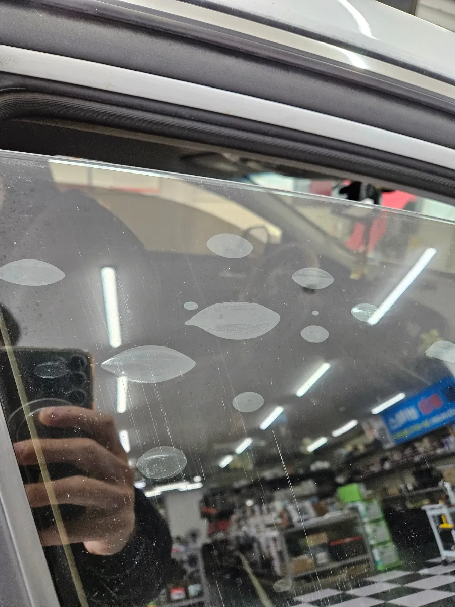 Hyundai Sonata LFのカーフィルム施工事例｜気泡除去と再施工 施工写真 3