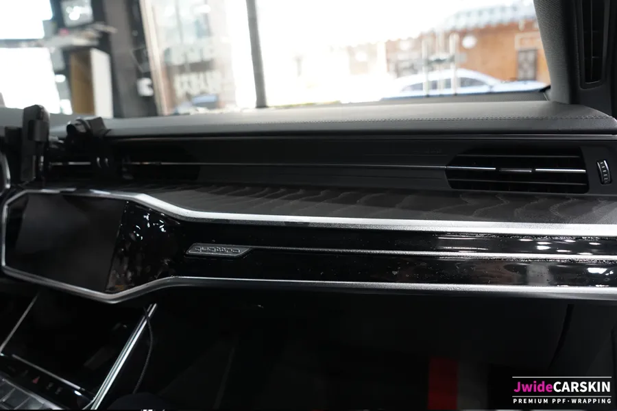 Audi A6のPPF施工事例｜ハイグロシ保護 施工写真 3-1