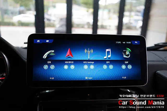 Mercedes-Benz G-WagonのAndroid Auto・CarPlay取付事例 施工写真 4-1
