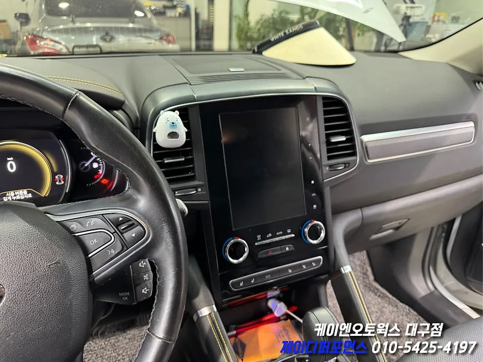 Renault QM6 vinyl wrap - Renault QM6 Vinyl Wrap Review: Cost & Results photo 3