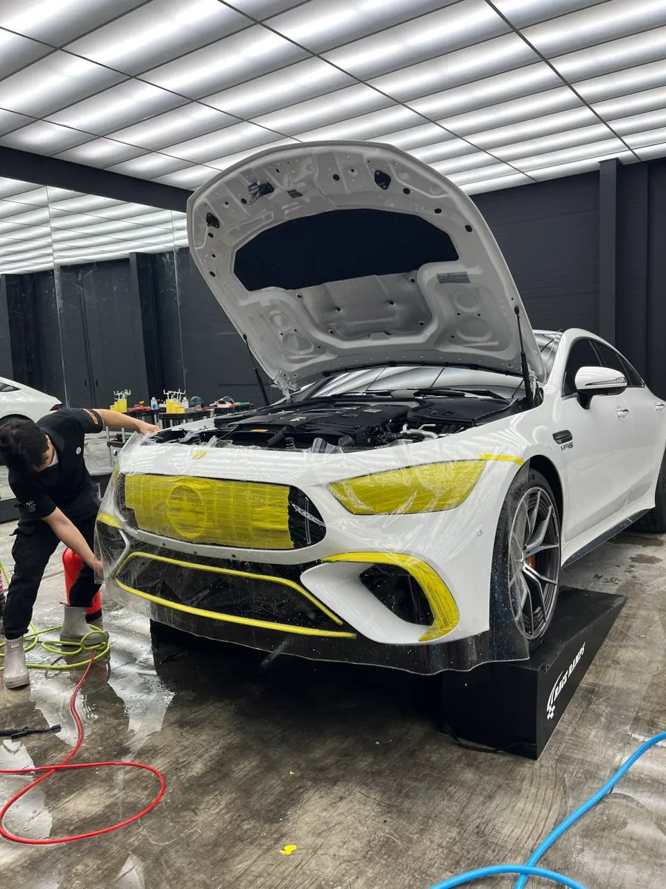 ポルシェ パナメーラ PPF施工事例|費用目安と仕上がり 施工写真 3-1