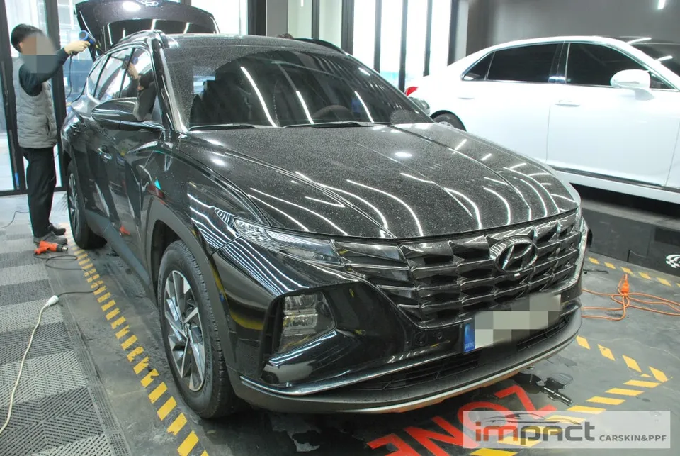 Hyundai Tucson NX4のカーラッピング事例｜費用目安・仕上がり 施工写真 1-1