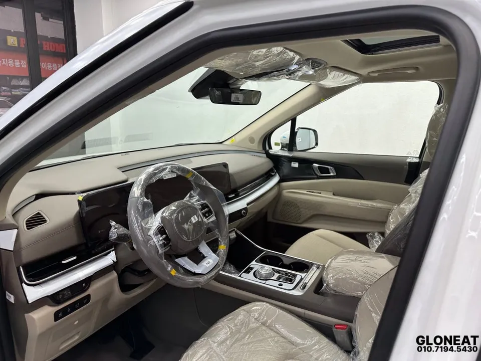 Kia Carnival 4th Gen new car package - Kia Carnival 4th Gen New Car Package Review photo 5