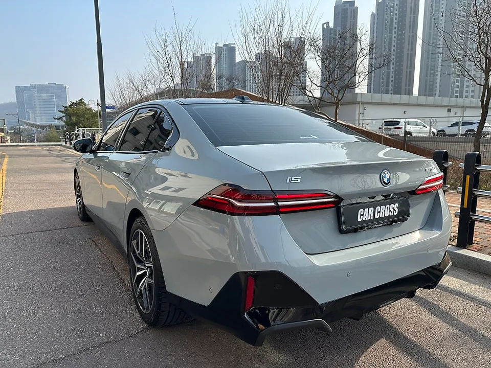 BMW i5 ppf - BMW i5 PPF Review: Brooklyn Grey Metallic Protection photo 3