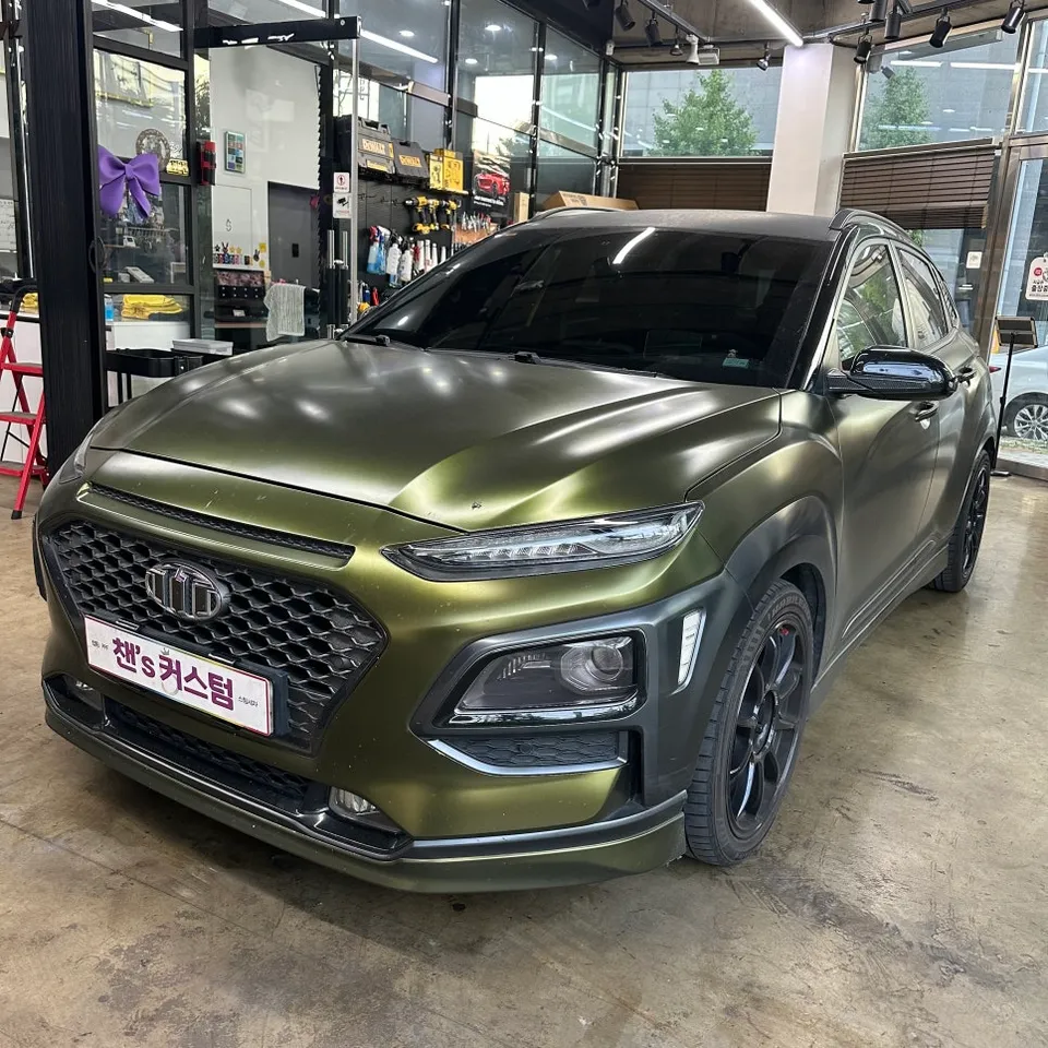 Hyundai Konaのカーラッピング事例 施工写真 4