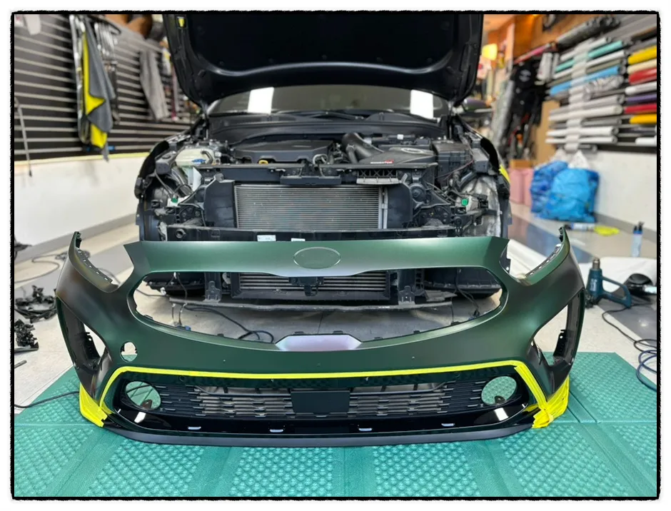 Kia K3 GTのカーラッピング事例 施工写真 4