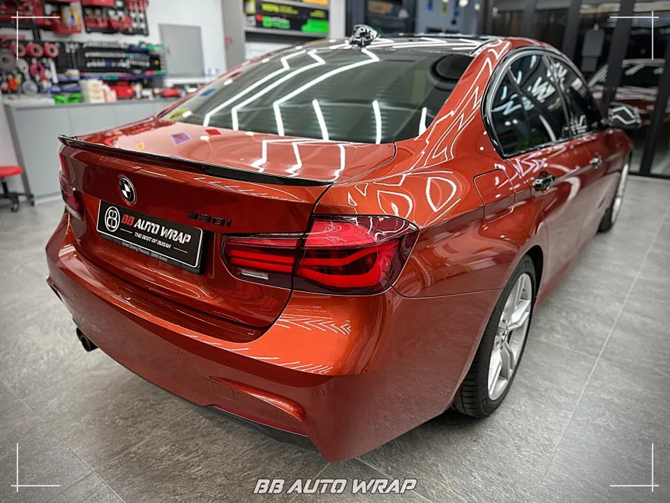 BMW 3 Series F30カーラッピング事例|費用目安・仕上がり 施工写真 3-1
