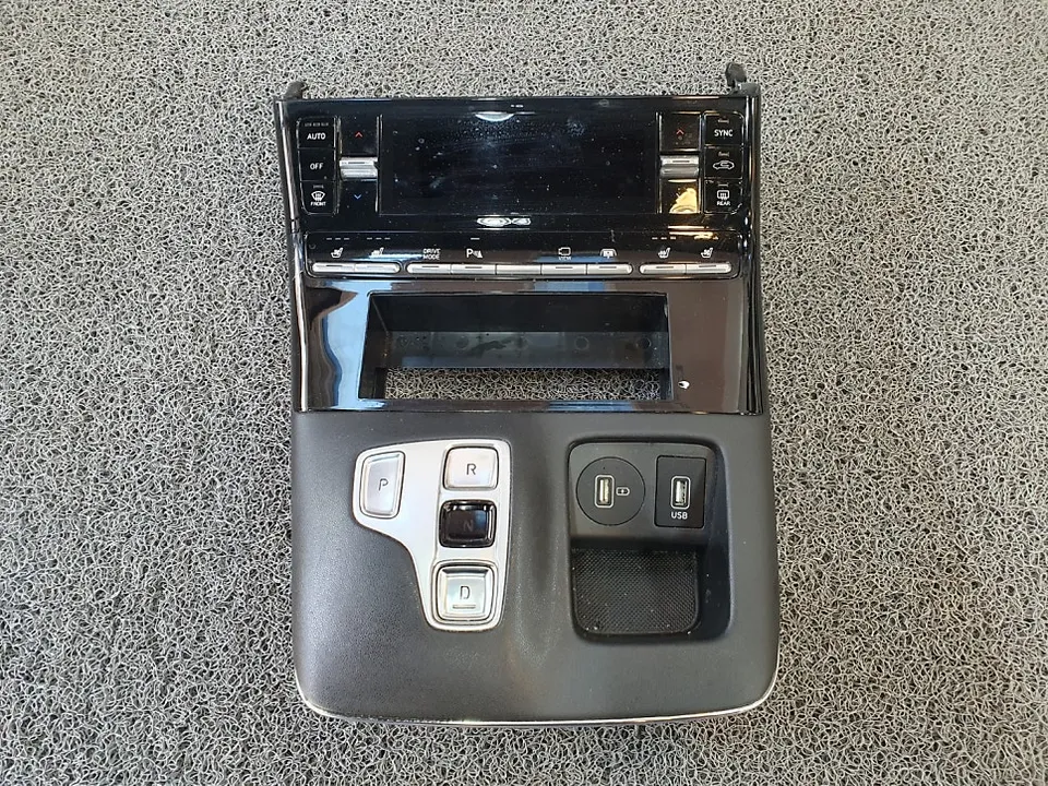 Hyundai Grandeur IG oem options - Hyundai Grandeur IG Factory Option Retrofit Review photo 4