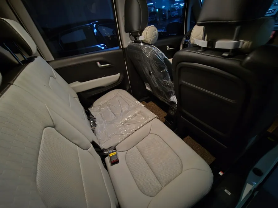 Kia Ray EV ambient lighting - Kia Ray EV Ambient Lighting Review — Enhanced Mood & Utility photo 3
