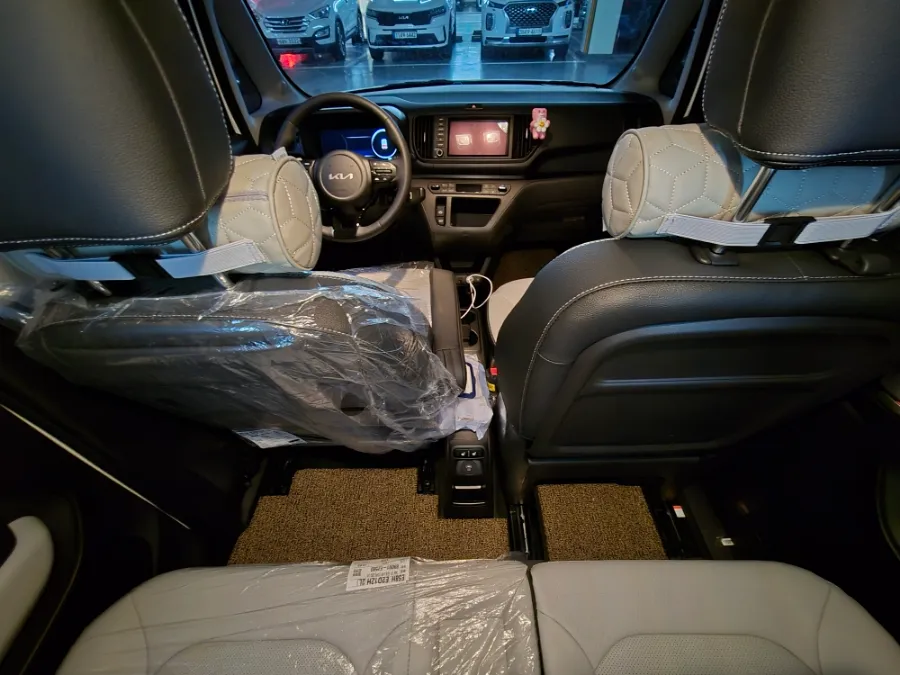 Kia Ray EV ambient lighting - Kia Ray EV Ambient Lighting Review — Enhanced Mood & Utility photo 5
