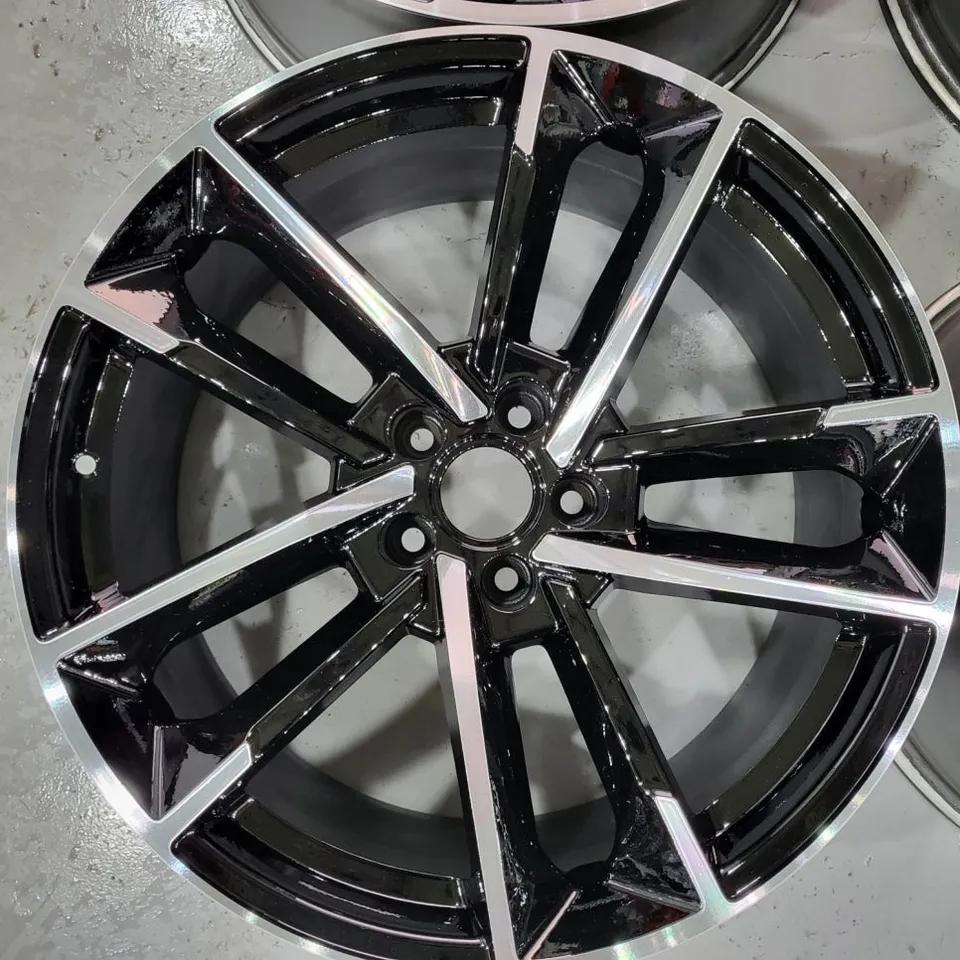 Audi A7 tires - Audi A7 Tire Replacement Review: Upgraded to Luxury Wheels photo 4