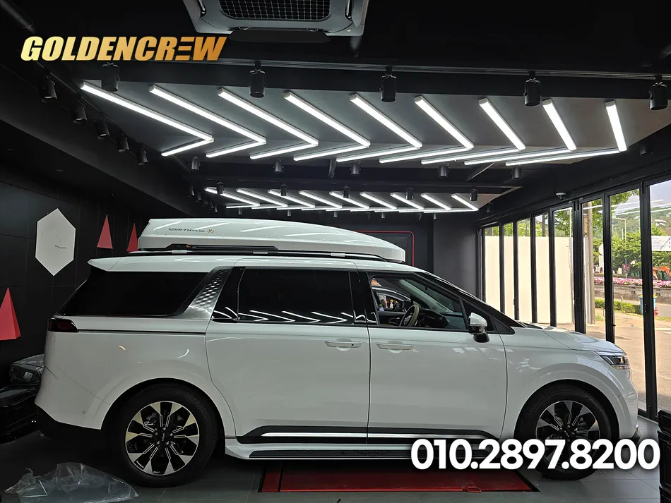 Kia Carnival KA4 ambient lighting - Kia Carnival KA4 Ambient Lighting Review: Cost & Results photo 3