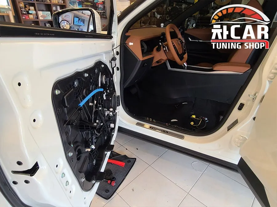 SsangYong Torres Memory Seat & Reverse Down Review photo 2