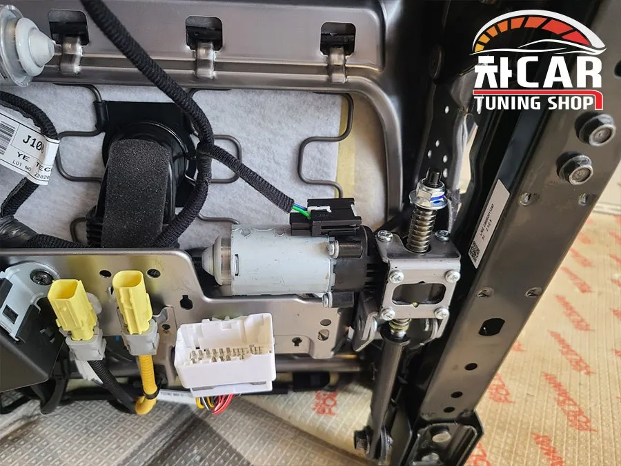 SsangYong Torres oem options - SsangYong Torres Memory Seat & Reverse Down Review photo 4