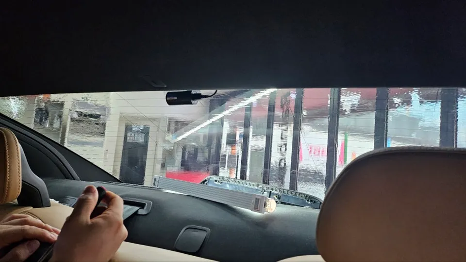 Volvo S90 window tinting - Volvo S90 Window Tinting Review: Crystal Clear Results photo 3