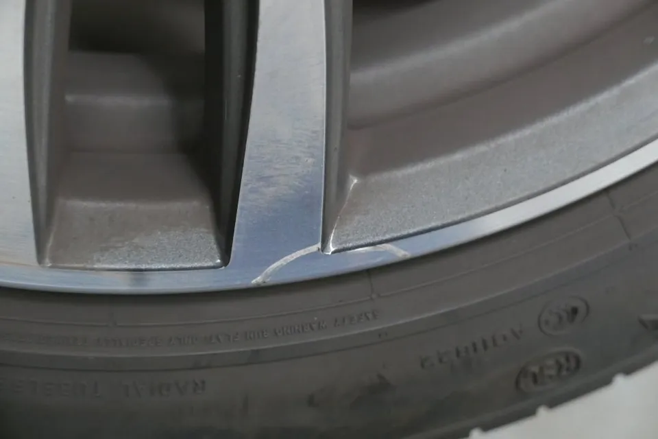 BMW 6 Series GT wheel repair - BMW 6 Series GT Wheel Repair Review — Diamond Cutting photo 5