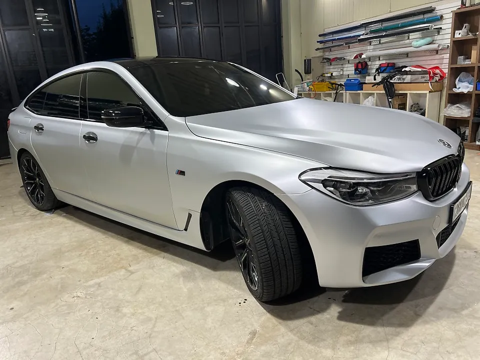 BMW 6 Series GT vinyl wrap - BMW 6 Series GT Vinyl Wrap Review: Satin Silver Metallic photo 8