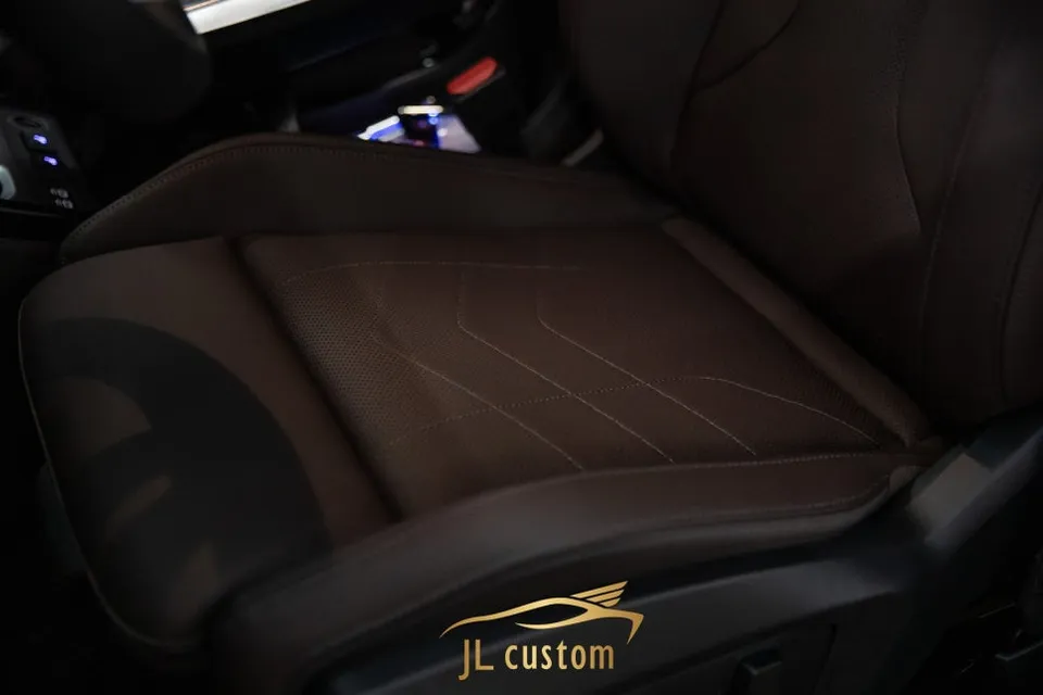BMW X1 G07 seat climate - BMW X1 G07 Ventilated & Heated Seats Review — Enhanced Comfort photo 4