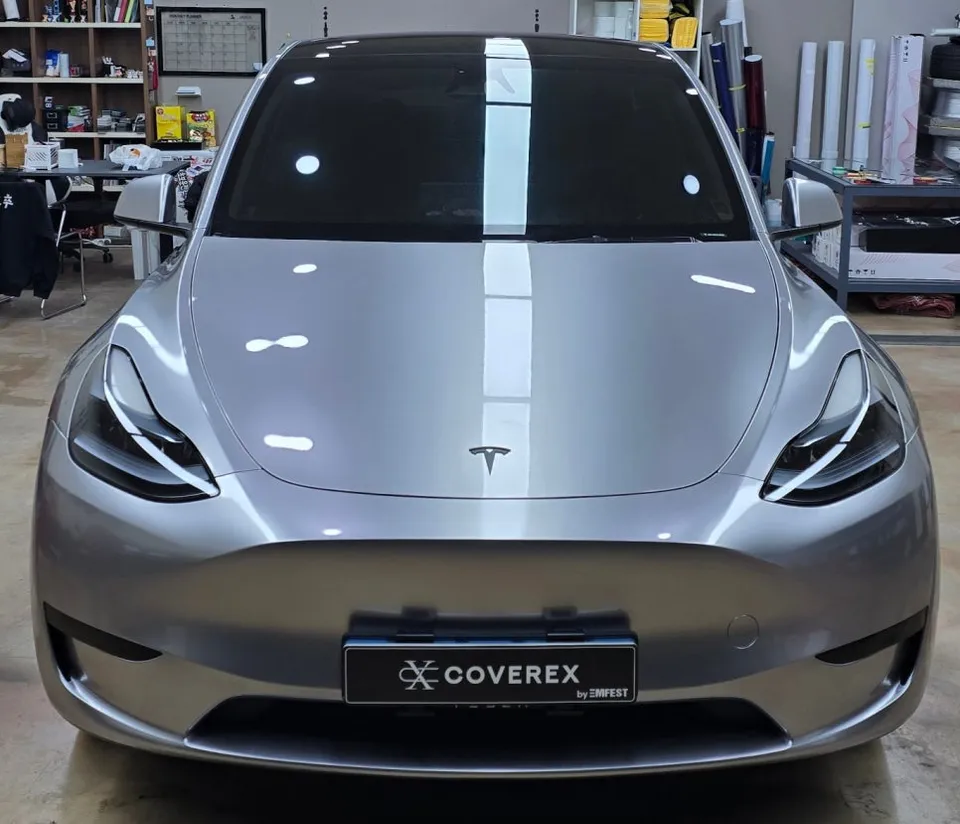 Tesla Model Y vinyl wrap - Tesla Model Y Vinyl Wrap Review: GT Silver Finish photo 3