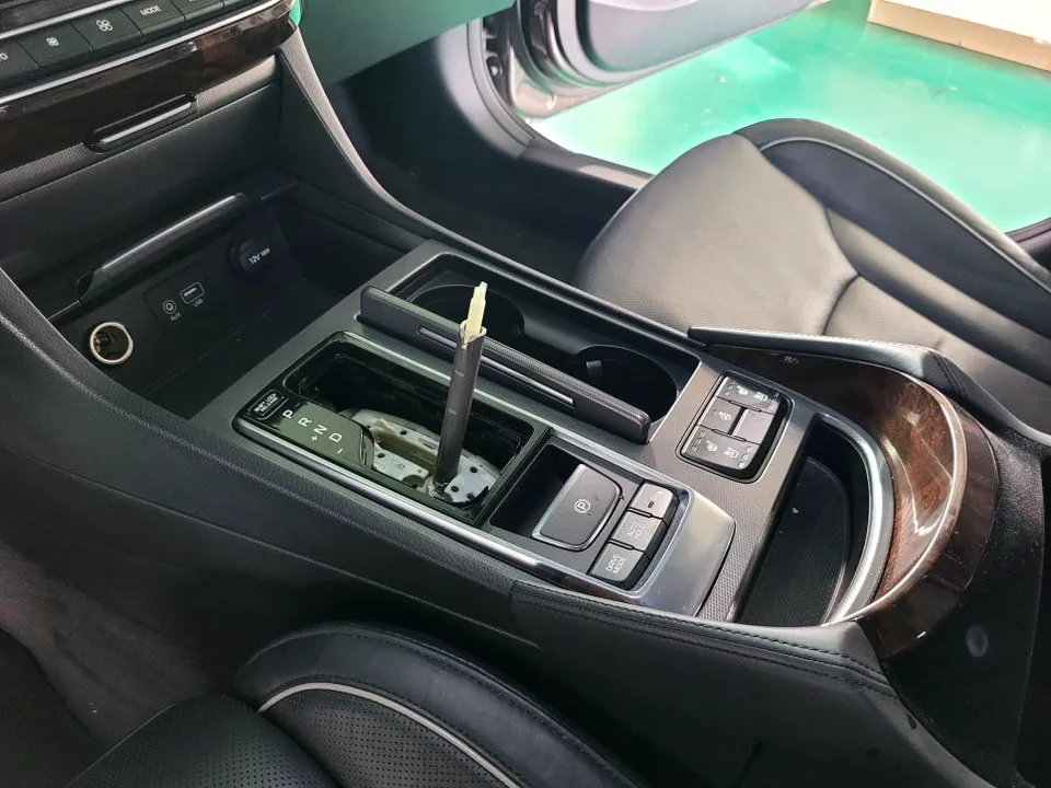 Hyundai Aslan steering wheel - Hyundai Aslan Steering Wheel Customization Review photo 3