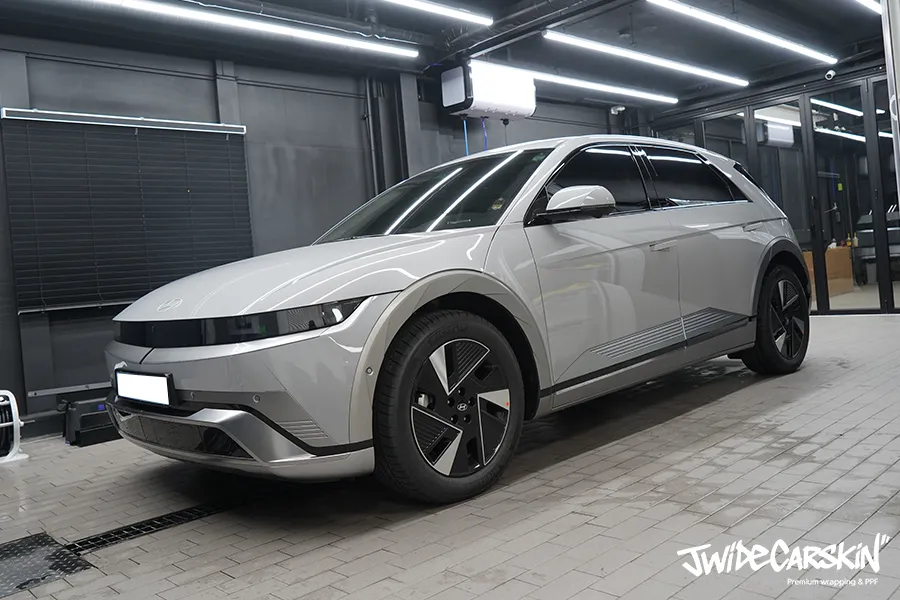 Hyundai IONIQ 5 PPF Review: Preserving Interior Gloss photo 2