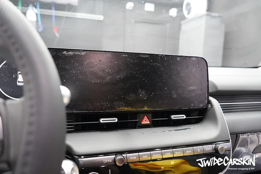 Hyundai IONIQ 5 ppf - Hyundai IONIQ 5 PPF Review: Preserving Interior Gloss photo 3