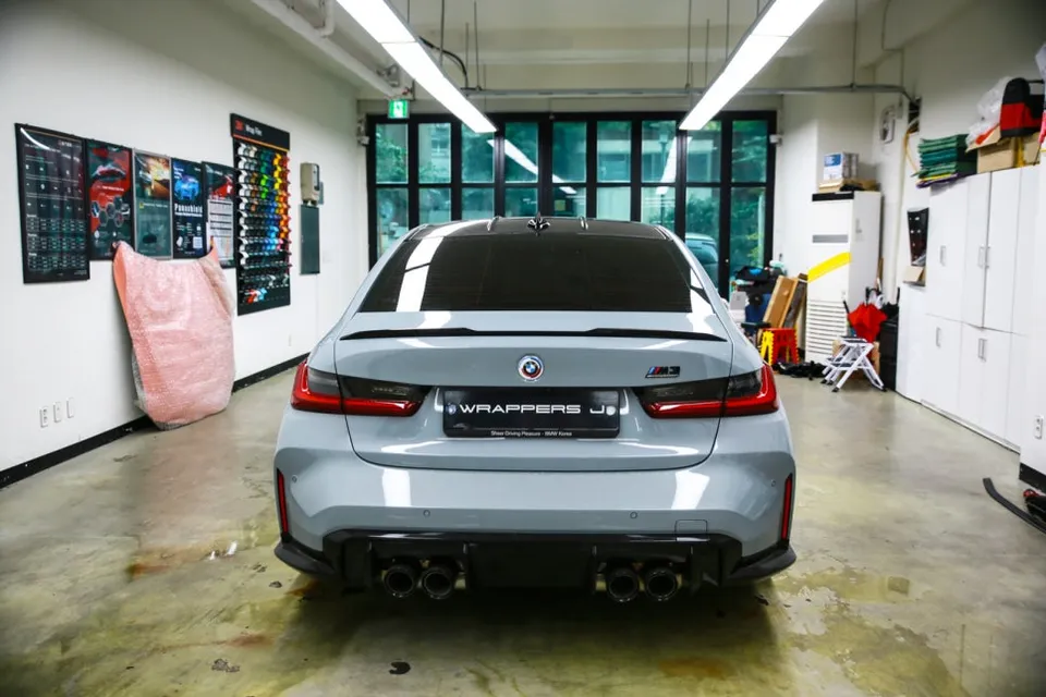 BMW M3のPPF施工事例|サテンブラックラッピング 施工写真 3-1