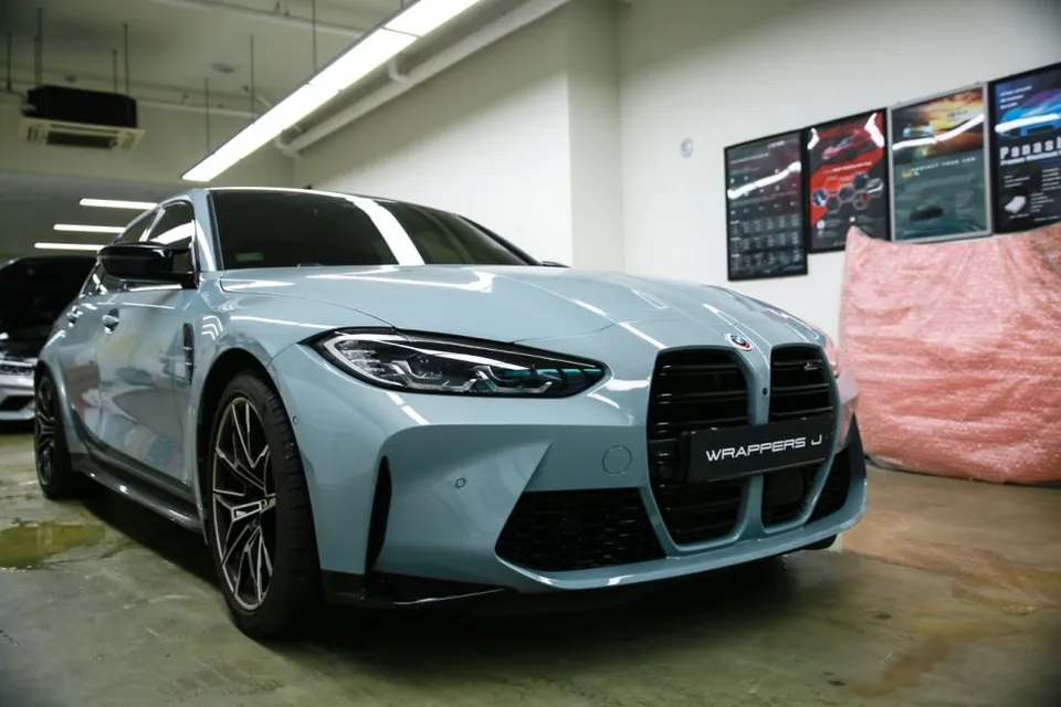 BMW M3のPPF施工事例|サテンブラックラッピング 施工写真 3-2