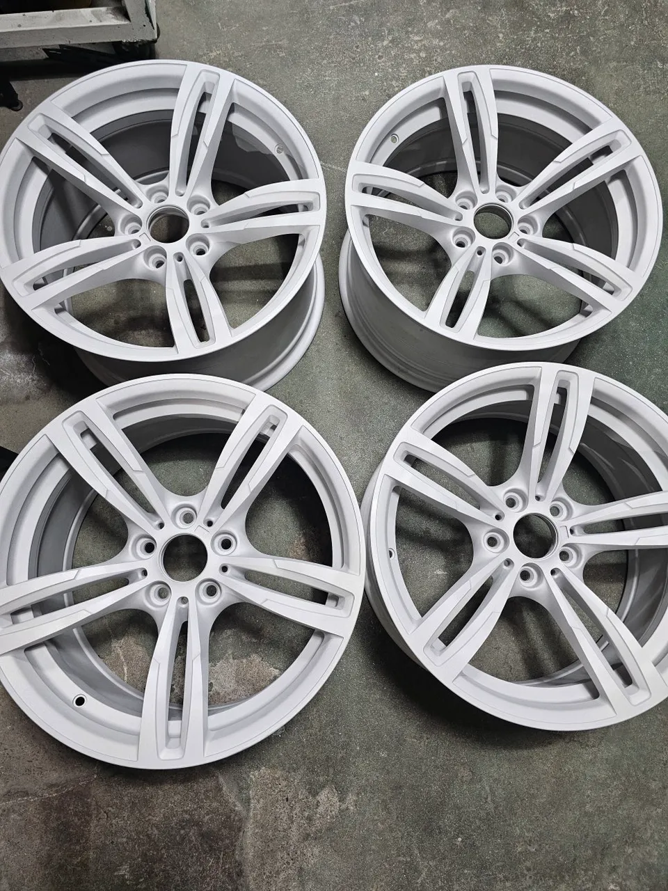 BMW M3 wheel repair - BMW M3 Wheel Repair & Diamond Cutting Review photo 5