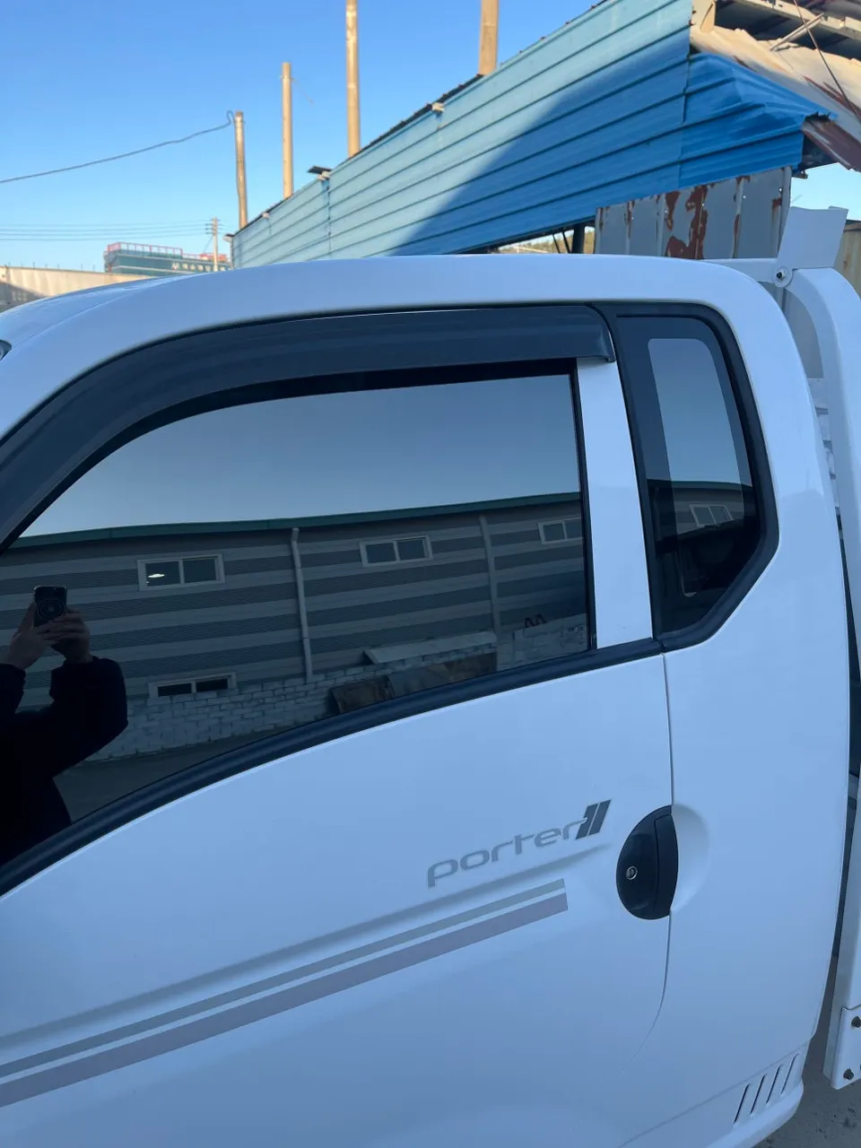 Hyundai Porter 2 window tinting - Hyundai Porter 2 Window Tinting Review: Anigard AP80R Film photo 4