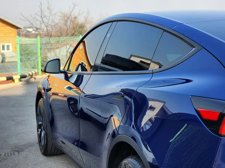 Tesla Model Y new car package - Tesla Model Y New Car Package Review photo 5