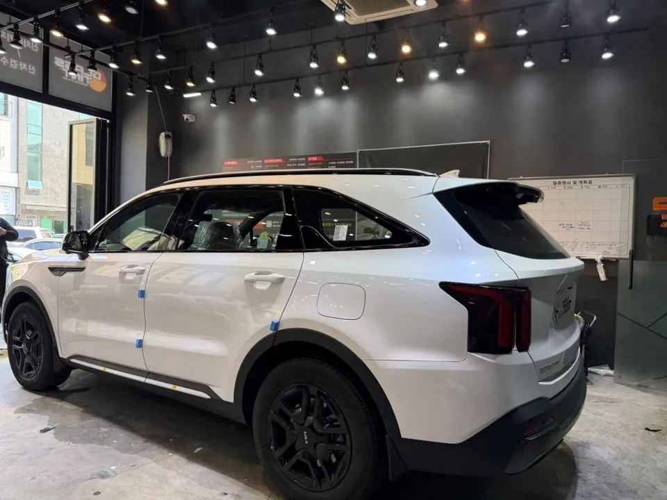 Kia Sorento PPF施工事例｜費用目安と仕上がり 施工写真 2-1