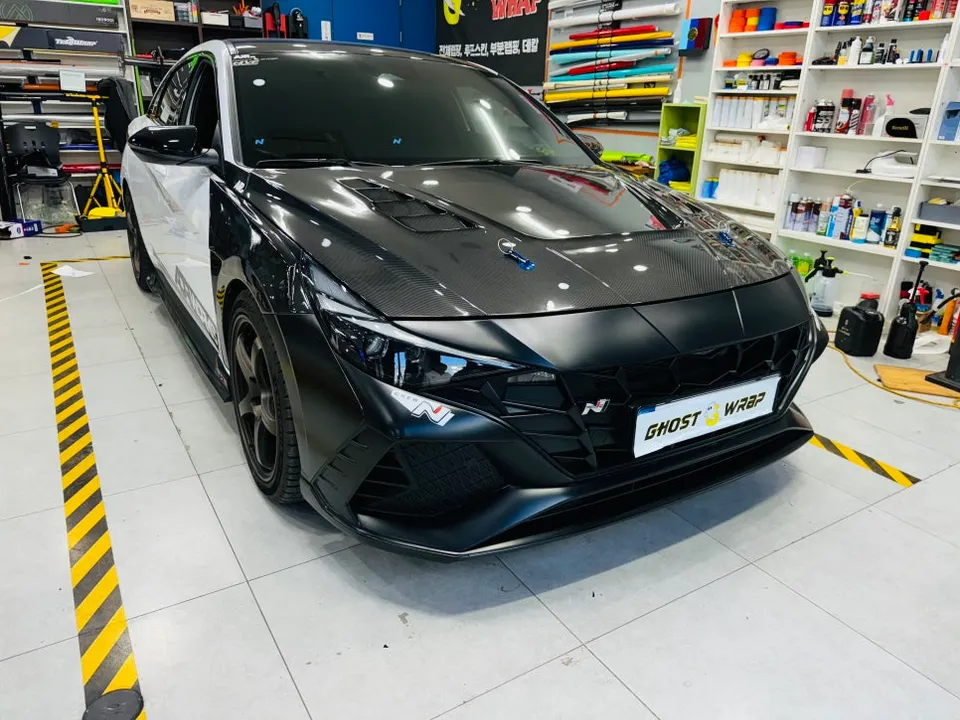 Hyundai Elantra Nのカーラッピング事例|費用目安・仕上がり 施工写真 1-2