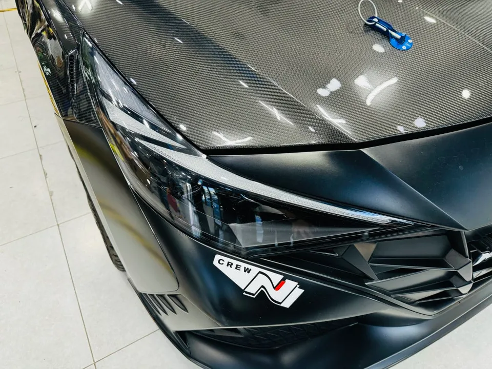 Hyundai Elantra Nのカーラッピング事例|費用目安・仕上がり 施工写真 3-2