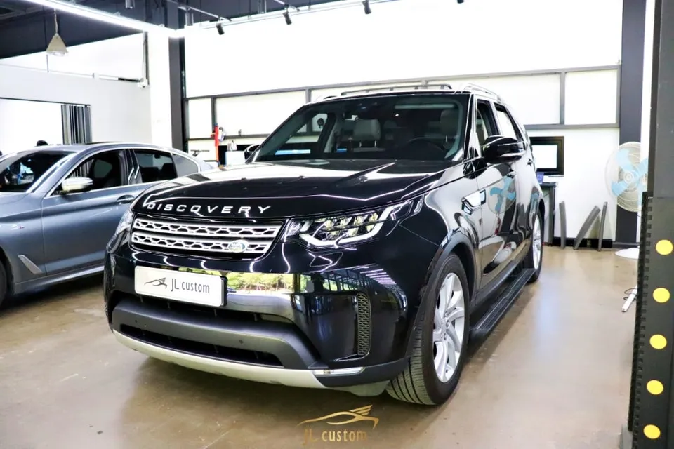 Land Rover Discovery 5 seat ventilation installation result