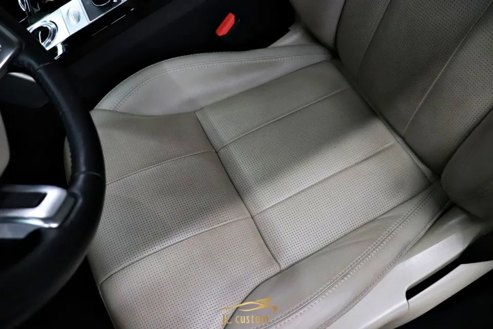 Land Rover Discovery 5 seat ventilation - Land Rover Discovery 5 Seat Climate Upgrade Review photo 3