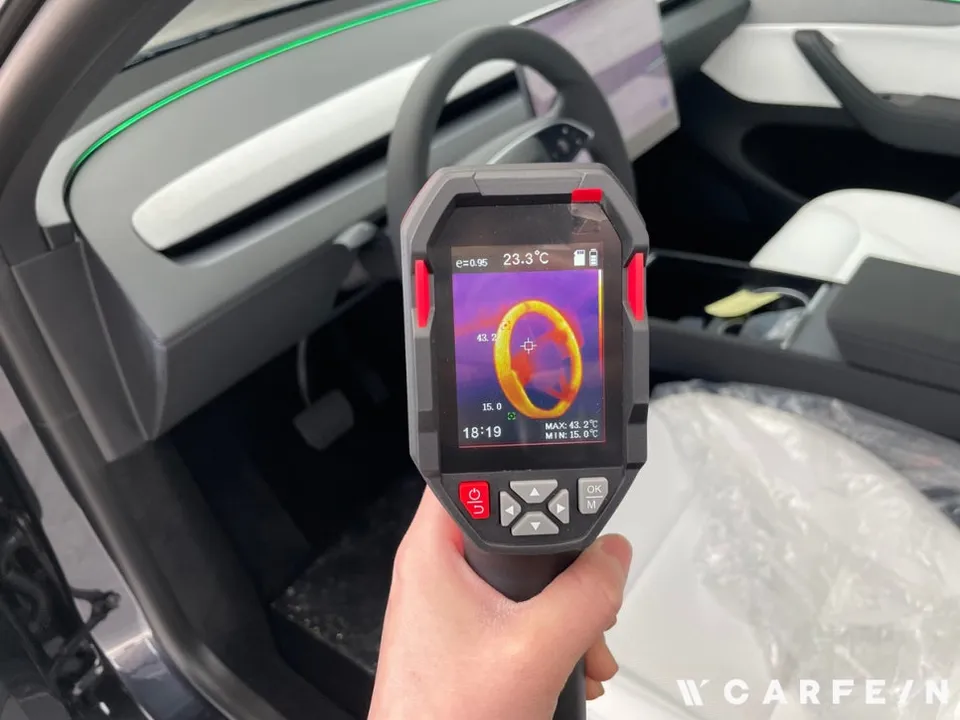 Tesla Teslaのカーフィルム施工事例|費用目安・仕上がり 施工写真 2-1
