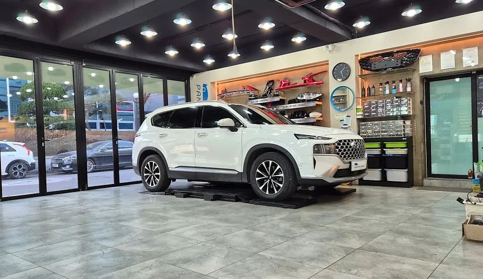 Hyundai Santa Fe TM body kit installation result