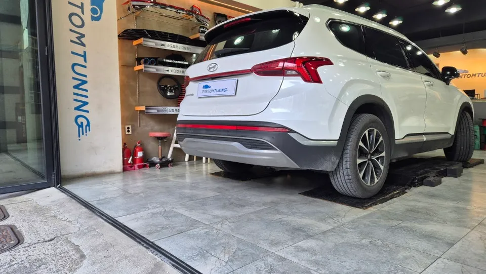 Hyundai Santa Fe TM body kit - Hyundai Santa Fe TM Body Kit Installation Review photo 5