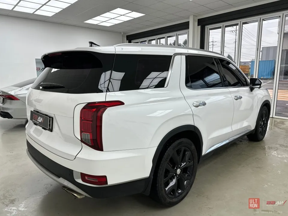 Hyundai Palisadeのカーラッピング事例|無光ブラック化 施工写真 2-1