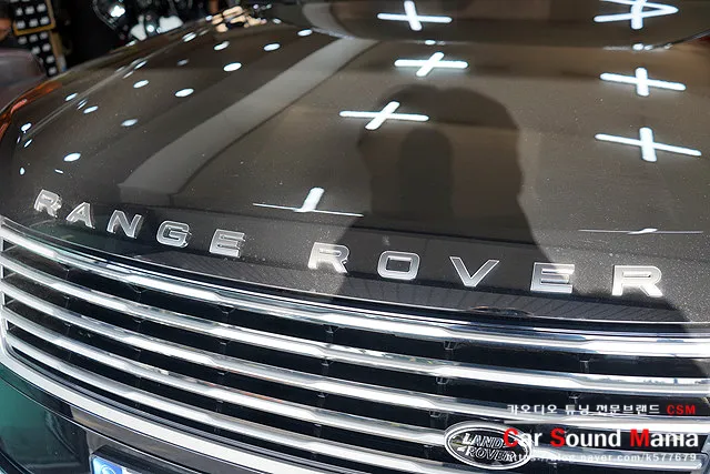 Land Rover Range Roverのカーオーディオ施工事例 写真