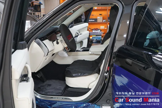 Land Rover Range Roverのカーオーディオ施工事例 施工写真 4-2