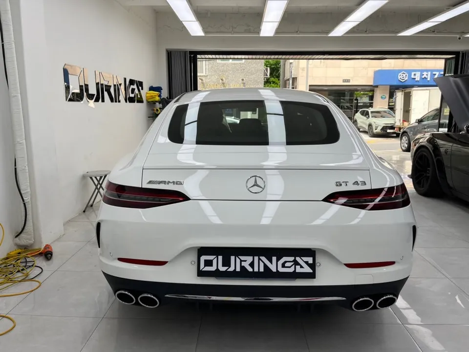 AMG GT 43のカーラッピング事例|オールブラックへの変貌 施工写真 3-1