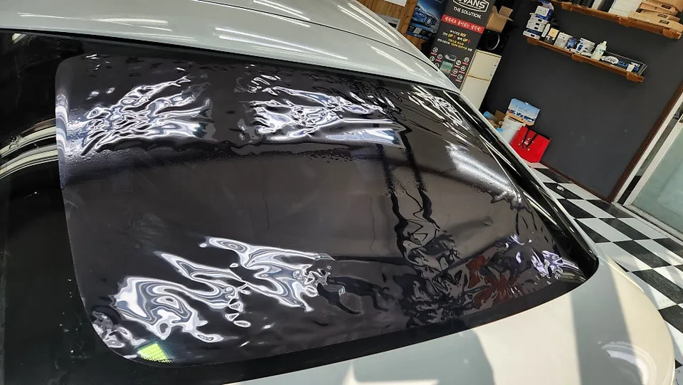 BMW 5 Series GT window tinting - BMW 5 Series GT Window Tinting Review - Champagne Gold & Sky Blue photo 5