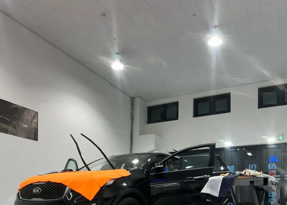Kia Sorentoのカーフィルム施工事例|費用目安・仕上がり 施工写真 1-2