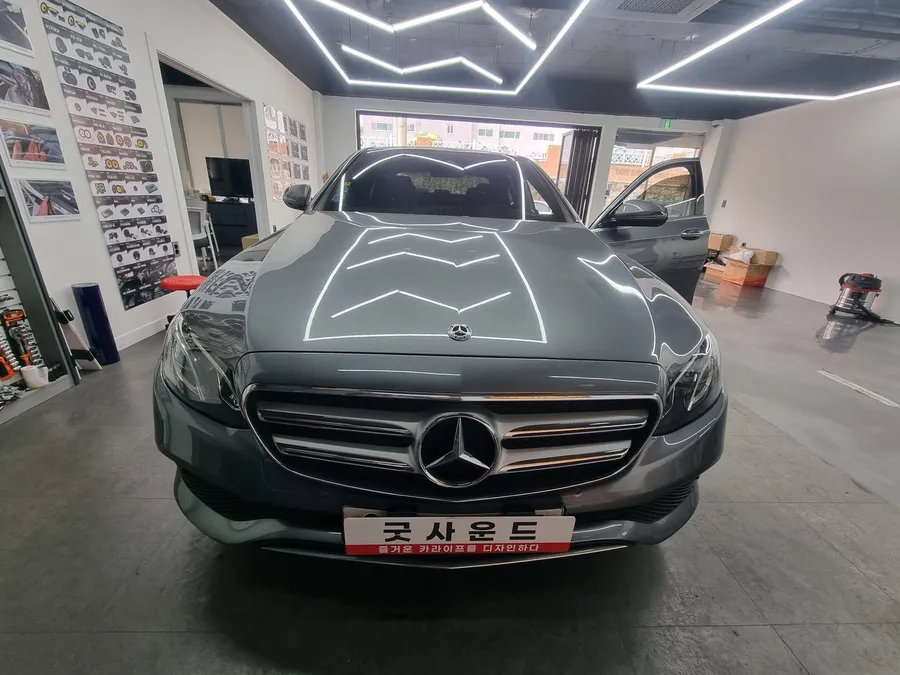 Mercedes-Benz E-Class W213 android head unit installation result
