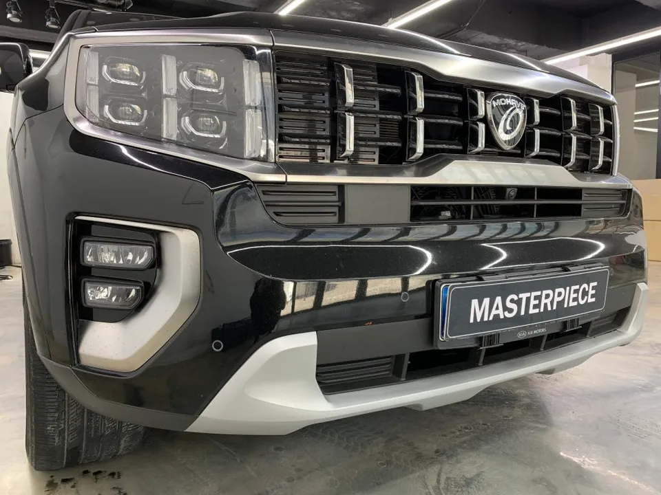 Kia Mohave vinyl wrap - Kia Mohave Vinyl Wrap Review: Chrome Delete & Wheel Paint photo 5