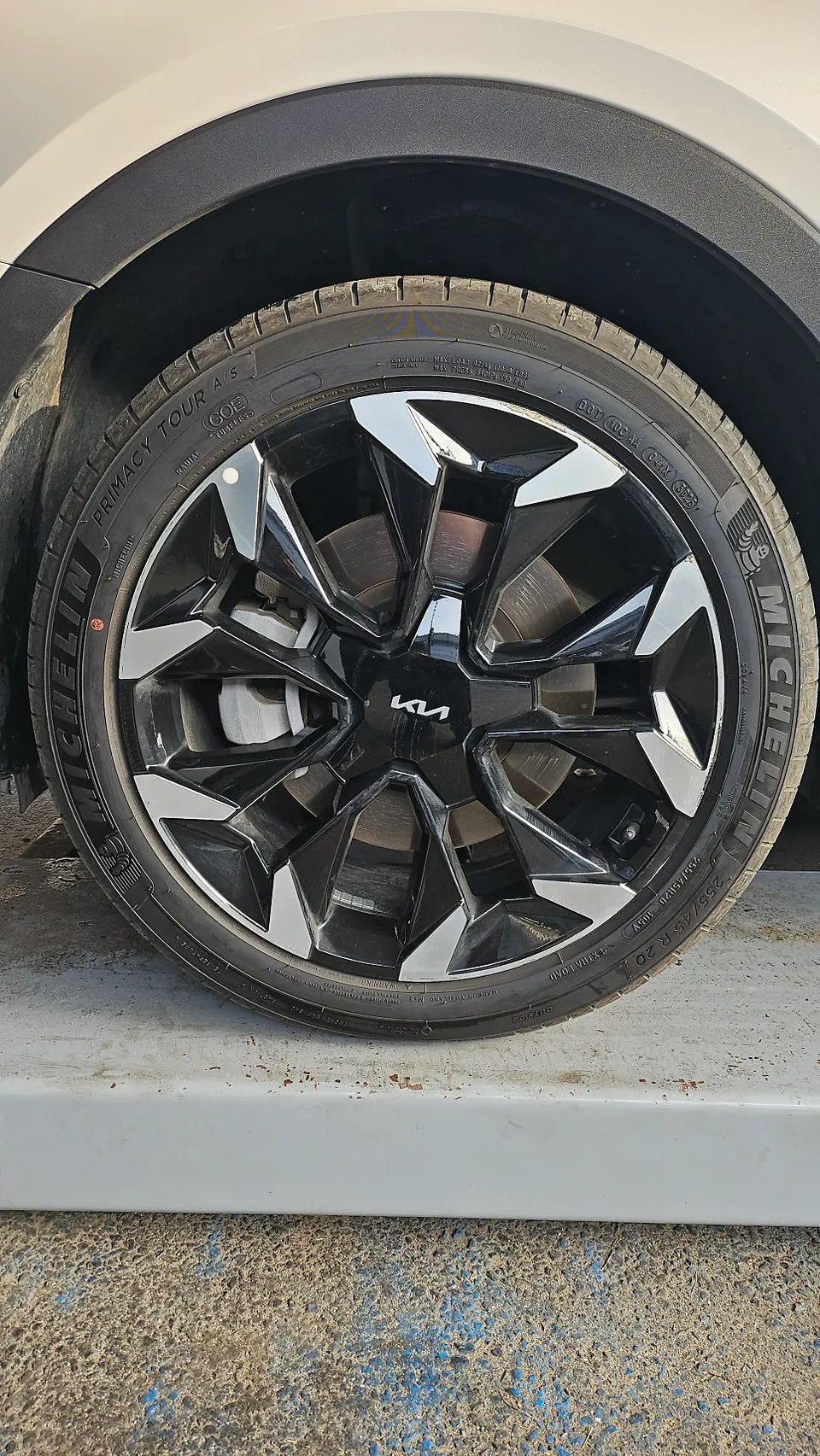 Kia Sorento wheel repair installation result