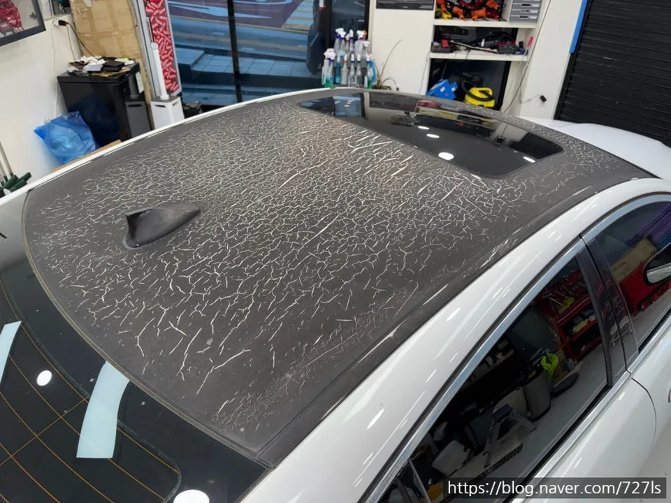 Jaguar XF vinyl wrap - Jaguar XF Vinyl Wrap Refresh: From Old Film Removal to Perfect Fi photo 5