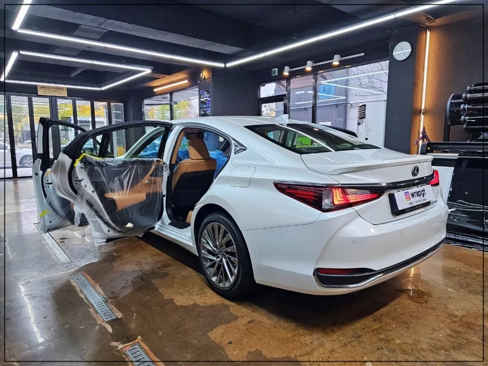 Lexus ESのPPF施工事例|費用目安と仕上がり 施工写真 3-2